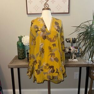 Johnny Was Taly Astrid Tunic 100% Silk Safari Print EUC